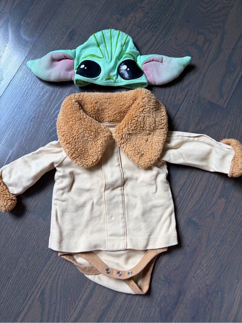 Disney Baby Yoda Green and Cream One-Piece Bodysuit